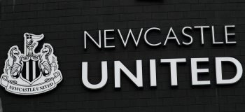Legenda Manchesteru United wskazuje nowym szefom Newcastle United piłkarzy, których powinni sprowadzić